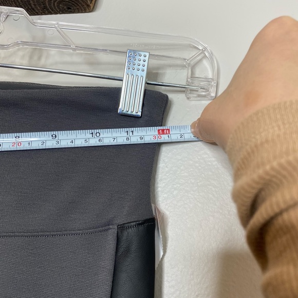 SPANX Assets Red Hot Label Structured Leggings Racing Stripe size S - Picture 6 of 8